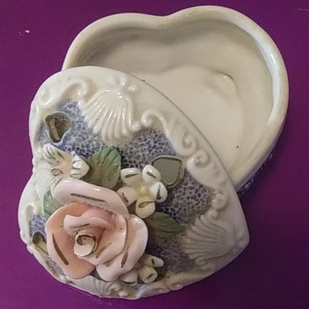 Hand painted trinket box